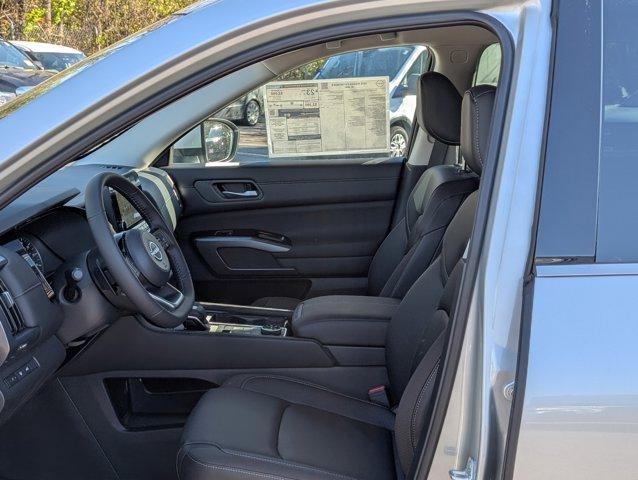 new 2025 Nissan Pathfinder car, priced at $37,930