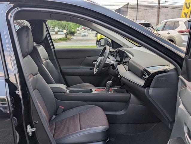 new 2025 Nissan Kicks car, priced at $28,398