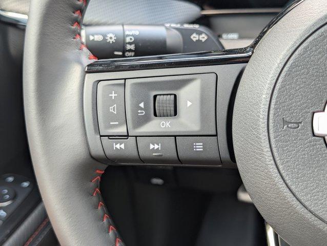 new 2025 Nissan Kicks car, priced at $28,398
