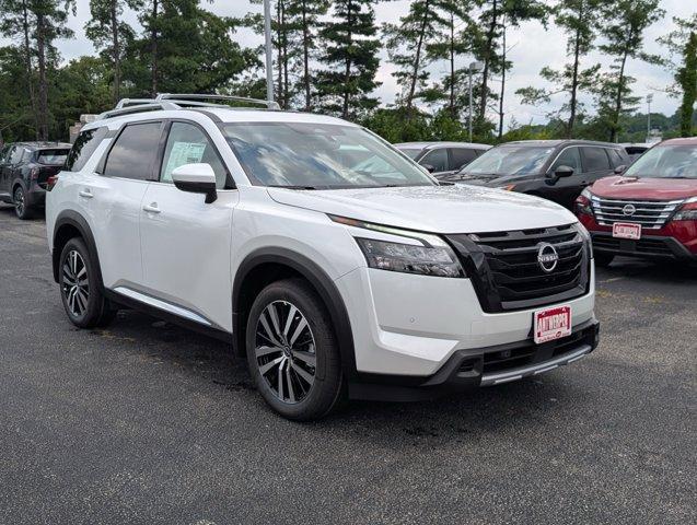 new 2025 Nissan Pathfinder car, priced at $45,132