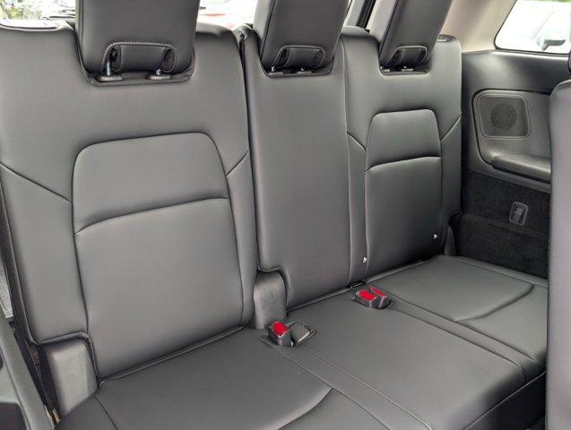 new 2025 Nissan Pathfinder car, priced at $45,132