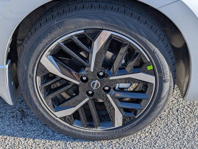 new 2025 Nissan Versa car, priced at $21,588