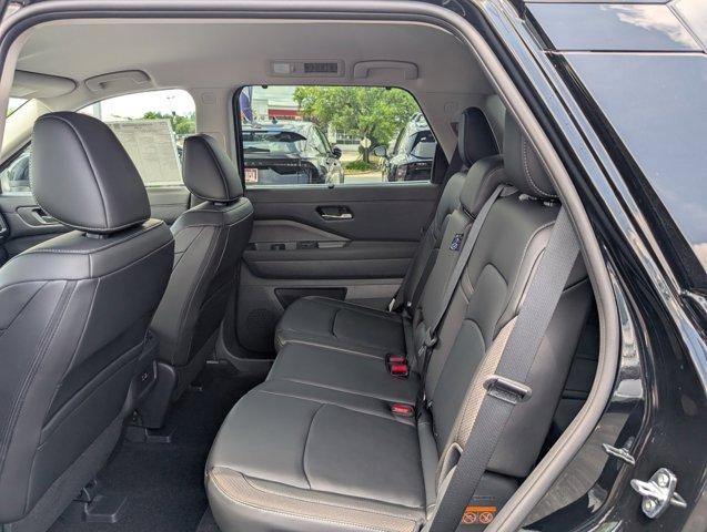 new 2025 Nissan Pathfinder car, priced at $37,930