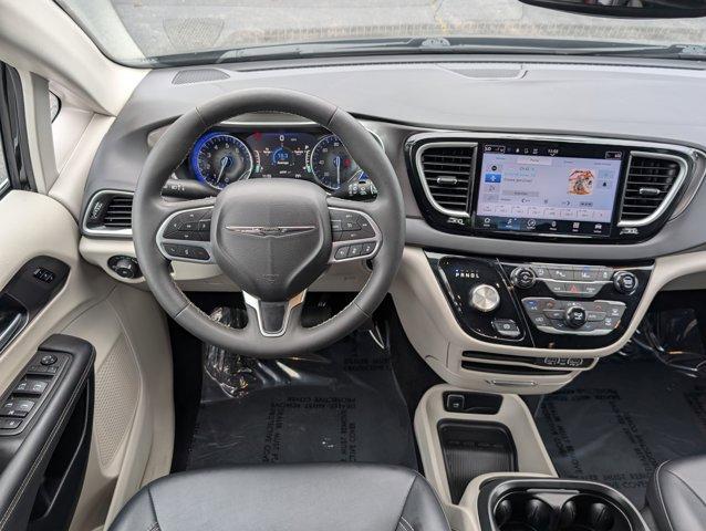 used 2024 Chrysler Pacifica car, priced at $28,868