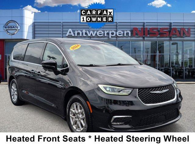 used 2024 Chrysler Pacifica car, priced at $28,868