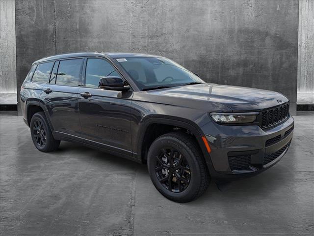 new 2025 Jeep Grand Cherokee car, priced at $36,120