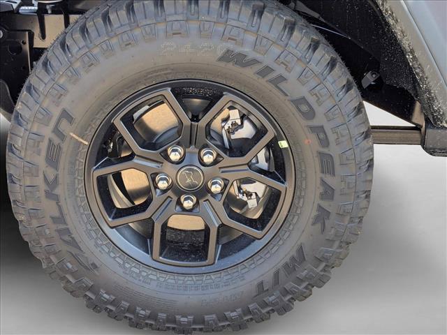 new 2025 Jeep Wrangler car, priced at $45,865