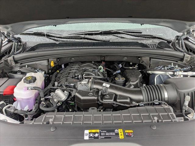 new 2025 Jeep Grand Cherokee car, priced at $37,054