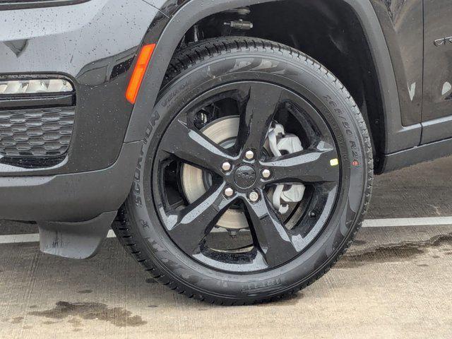 new 2025 Jeep Grand Cherokee car, priced at $39,528