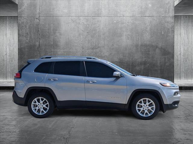 used 2018 Jeep Cherokee car, priced at $11,991