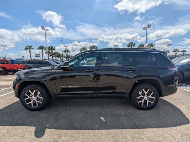 new 2025 Jeep Grand Cherokee car, priced at $37,336