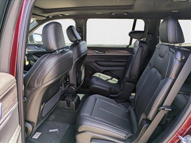new 2025 Jeep Grand Cherokee car, priced at $41,142