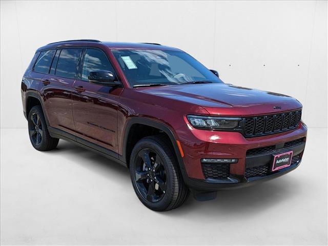 new 2025 Jeep Grand Cherokee car, priced at $41,142
