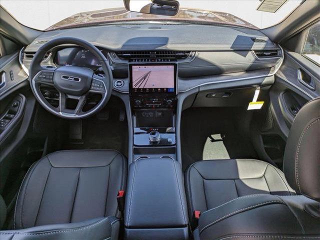 new 2025 Jeep Grand Cherokee car, priced at $41,142