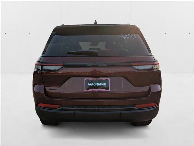 new 2025 Jeep Grand Cherokee car, priced at $38,209
