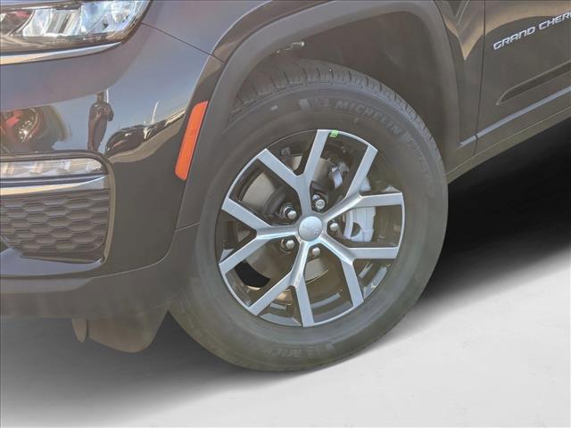 new 2025 Jeep Grand Cherokee car, priced at $39,499