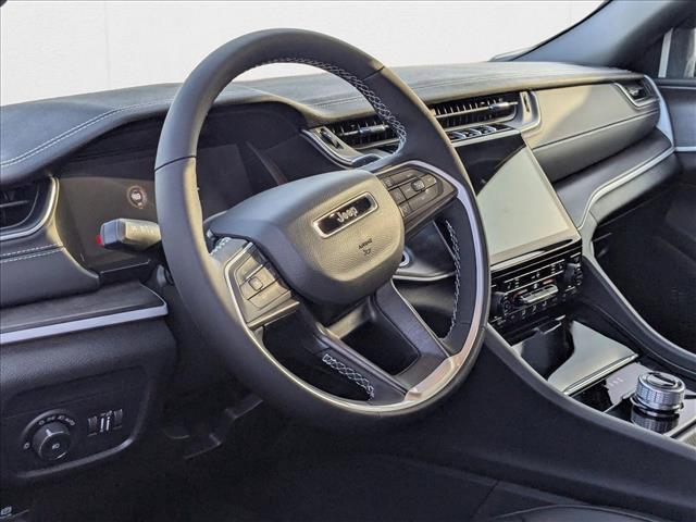 new 2025 Jeep Grand Cherokee car, priced at $39,499
