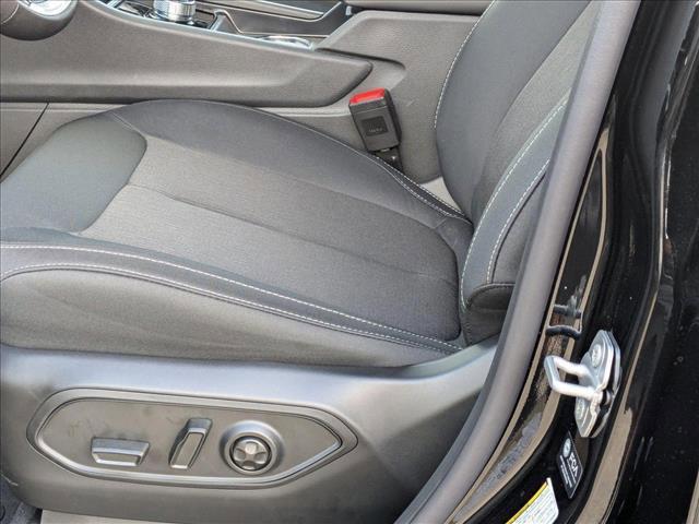 new 2025 Jeep Grand Cherokee car, priced at $34,775