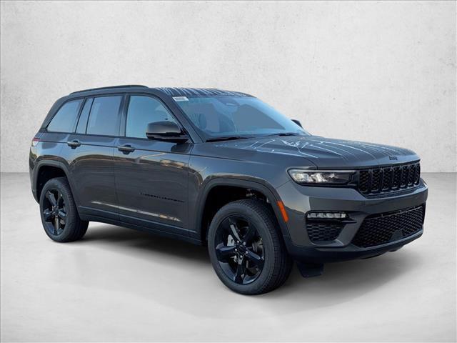 new 2025 Jeep Grand Cherokee car, priced at $40,741