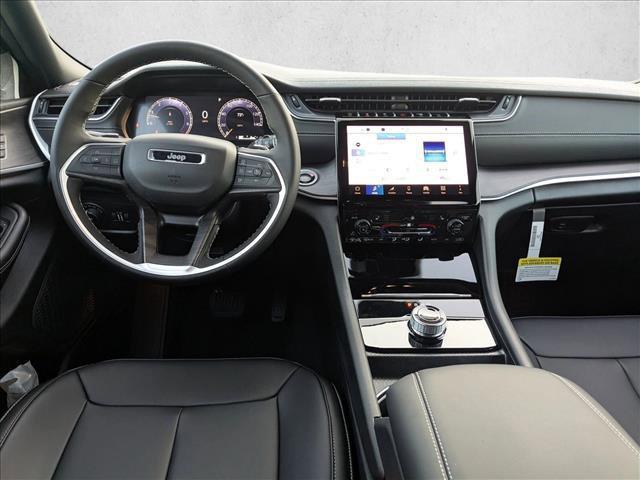 new 2025 Jeep Grand Cherokee car, priced at $40,741