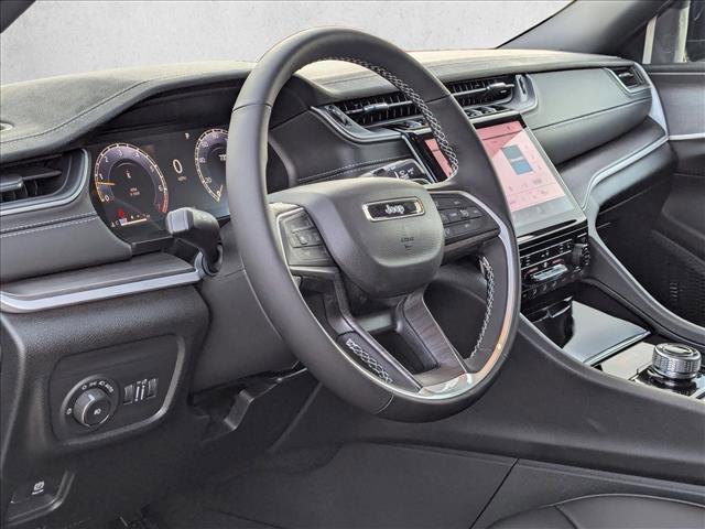 new 2025 Jeep Grand Cherokee car, priced at $40,741