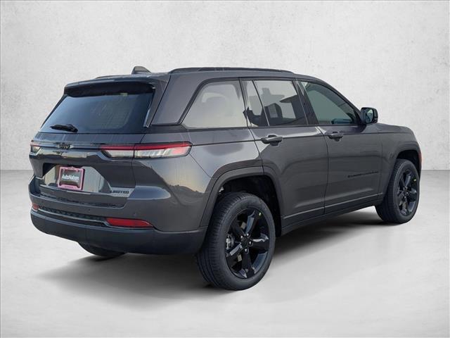 new 2025 Jeep Grand Cherokee car, priced at $40,741