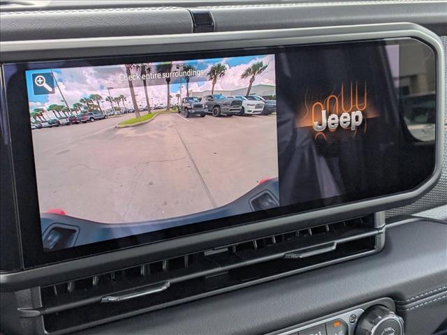 new 2025 Jeep Gladiator car, priced at $45,629