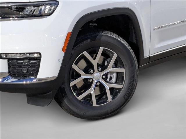 new 2025 Jeep Grand Cherokee car, priced at $44,810