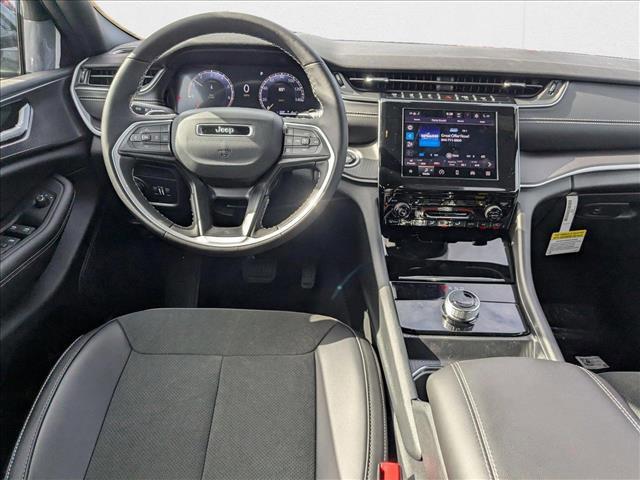 new 2025 Jeep Grand Cherokee car, priced at $36,571