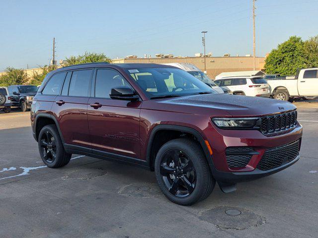 new 2025 Jeep Grand Cherokee car, priced at $39,096