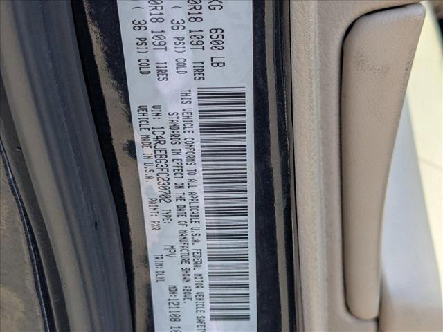 used 2015 Jeep Grand Cherokee car, priced at $8,899