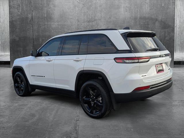 new 2025 Jeep Grand Cherokee car, priced at $47,599