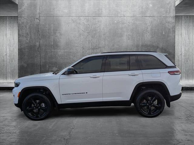 new 2025 Jeep Grand Cherokee car, priced at $47,599