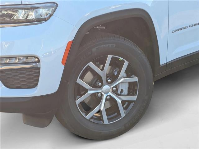 new 2025 Jeep Grand Cherokee car, priced at $39,377