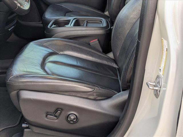 used 2020 Chrysler Pacifica Hybrid car, priced at $25,891