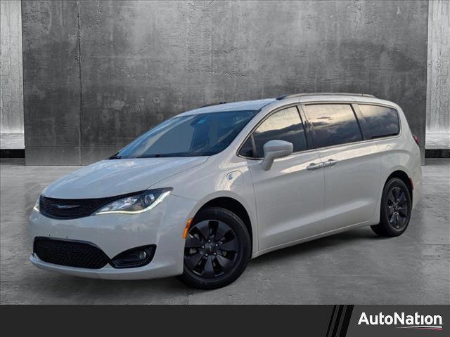 used 2020 Chrysler Pacifica Hybrid car, priced at $25,891