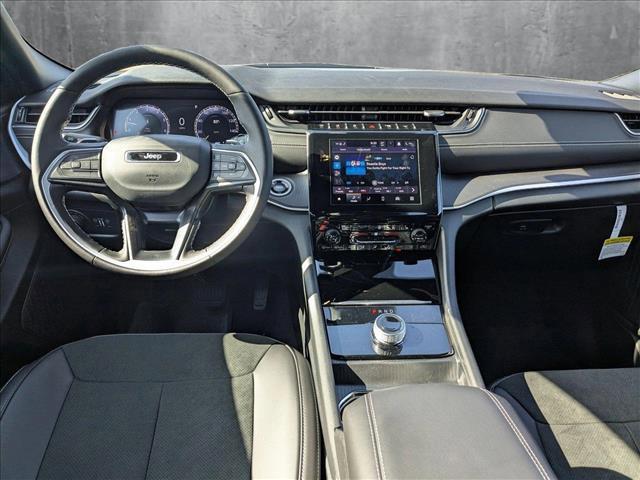 new 2025 Jeep Grand Cherokee car, priced at $41,076