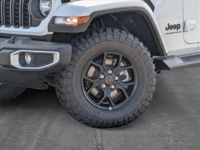 new 2025 Jeep Gladiator car, priced at $39,241