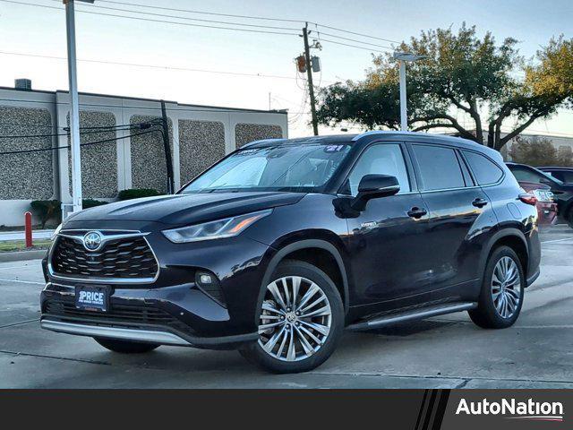 used 2021 Toyota Highlander Hybrid car, priced at $29,994