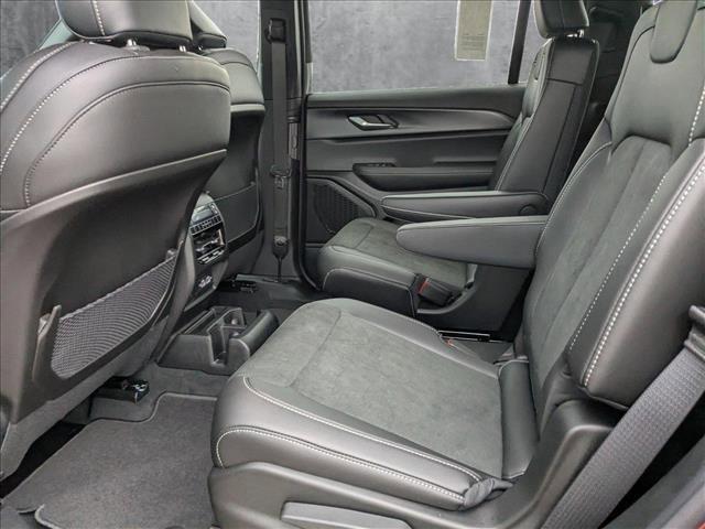 new 2025 Jeep Grand Cherokee car, priced at $36,753