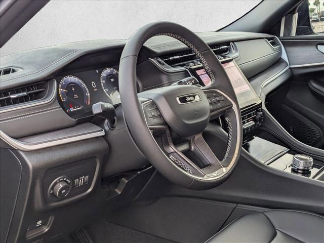 new 2025 Jeep Grand Cherokee car, priced at $39,913