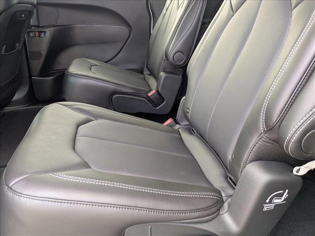 new 2026 Chrysler Pacifica car, priced at $39,952