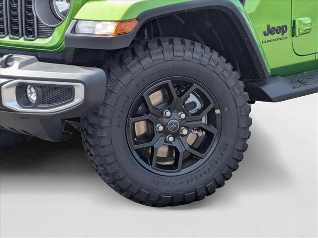 new 2025 Jeep Gladiator car, priced at $39,913