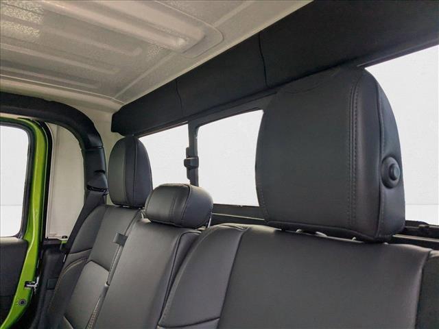 new 2025 Jeep Gladiator car, priced at $39,913