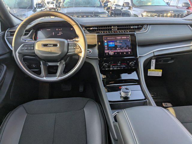 new 2025 Jeep Grand Cherokee car, priced at $37,080