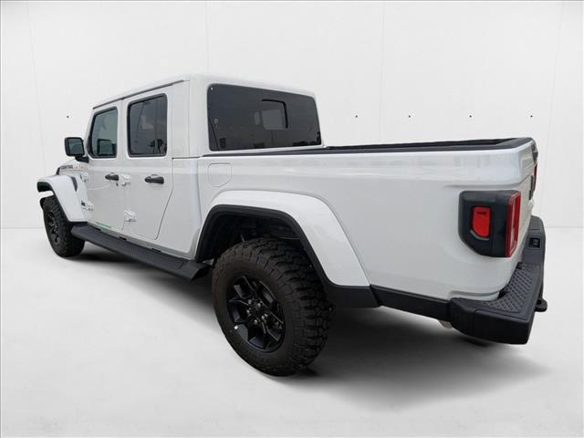 new 2025 Jeep Gladiator car, priced at $38,284