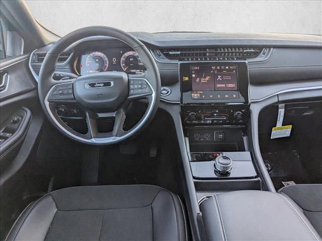 new 2025 Jeep Grand Cherokee car, priced at $39,834