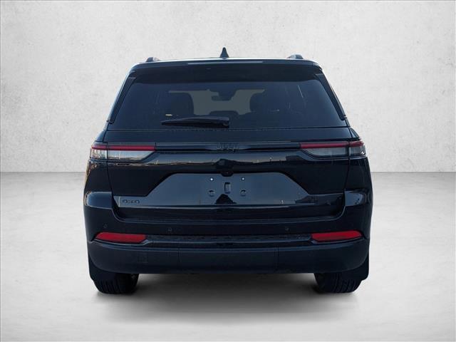 new 2025 Jeep Grand Cherokee car, priced at $39,834