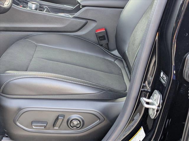 new 2025 Jeep Grand Cherokee car, priced at $39,834