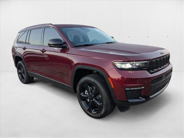 new 2025 Jeep Grand Cherokee car, priced at $42,666